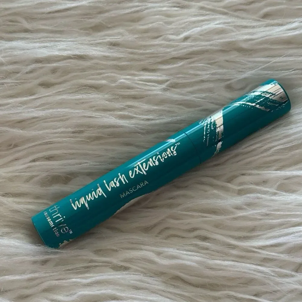 Thrive Causemetics Liquid Lash Extensions Tubing Mascara Brynn Rich Black